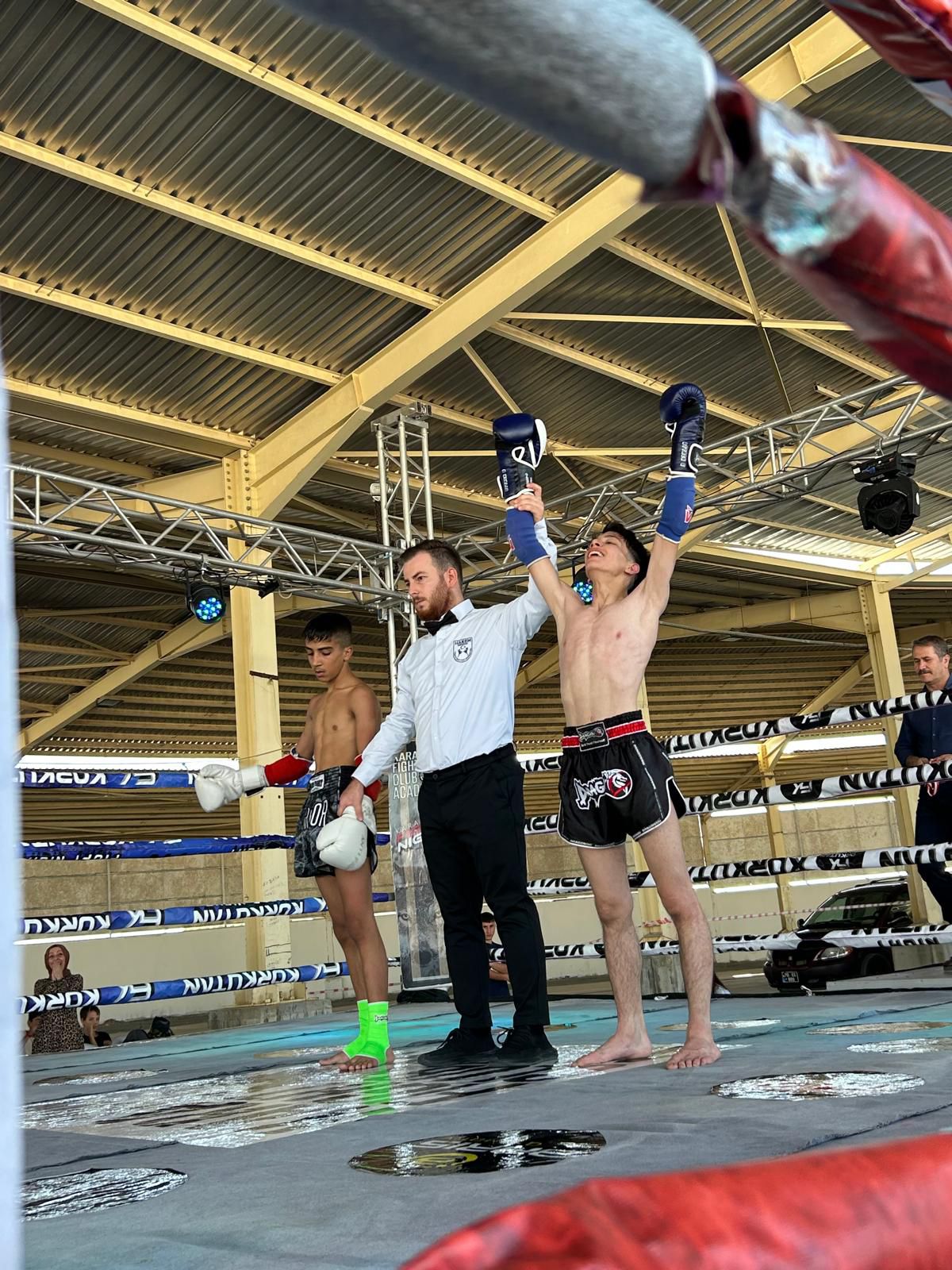 KARAMAN’DA MUAY THAI COŞKUSU: ZAFER KUPASI TAMAMLANDI