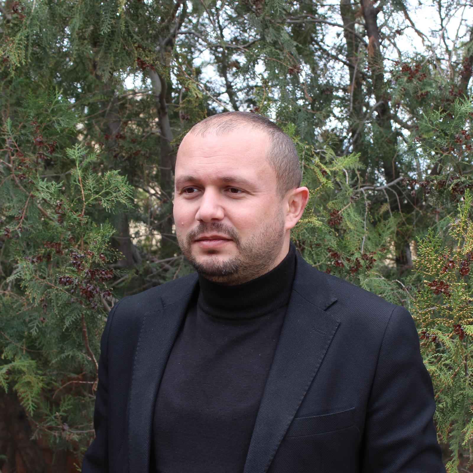 Şevket Varol