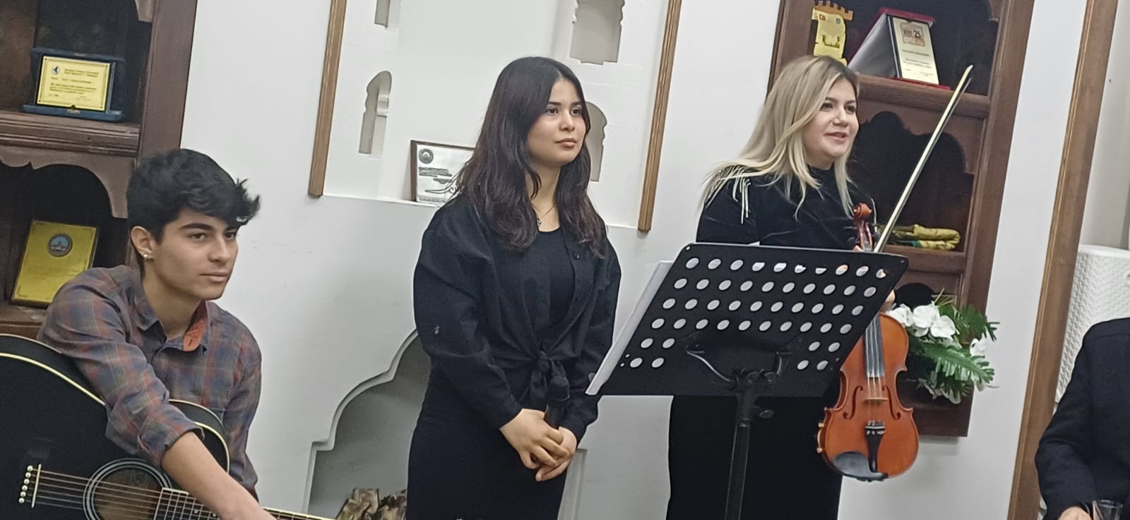 Müzik Akademisi Karaman’da Türkülerin Büyülü Dünyasına Yolculuk Sundu