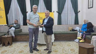 Edebiyat Akademisinde “Yazarlar Niçin Yazarlar?”