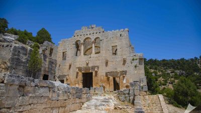 Anadolu’nun Taşa Kazınmış İnancı: Alahan Manastırı
