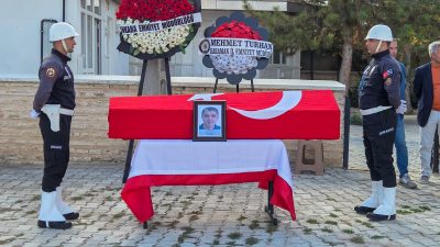 Kâzımkarabekir’de Polis Memuru Uğur Özdamar Dualarla Uğurlandı