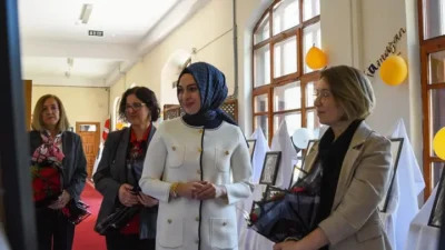 Karaman Valisi Hayrettin Çiçek’in eşi