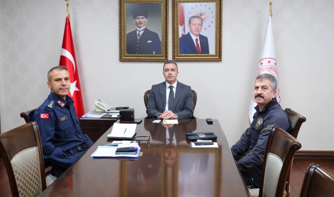 Karaman Valisi Hayrettin Çiçek,