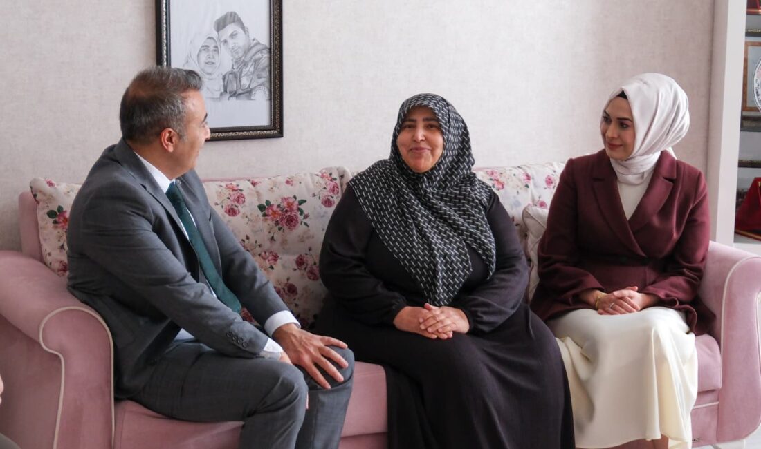 Karaman Valisi Hayrettin Çiçek ve