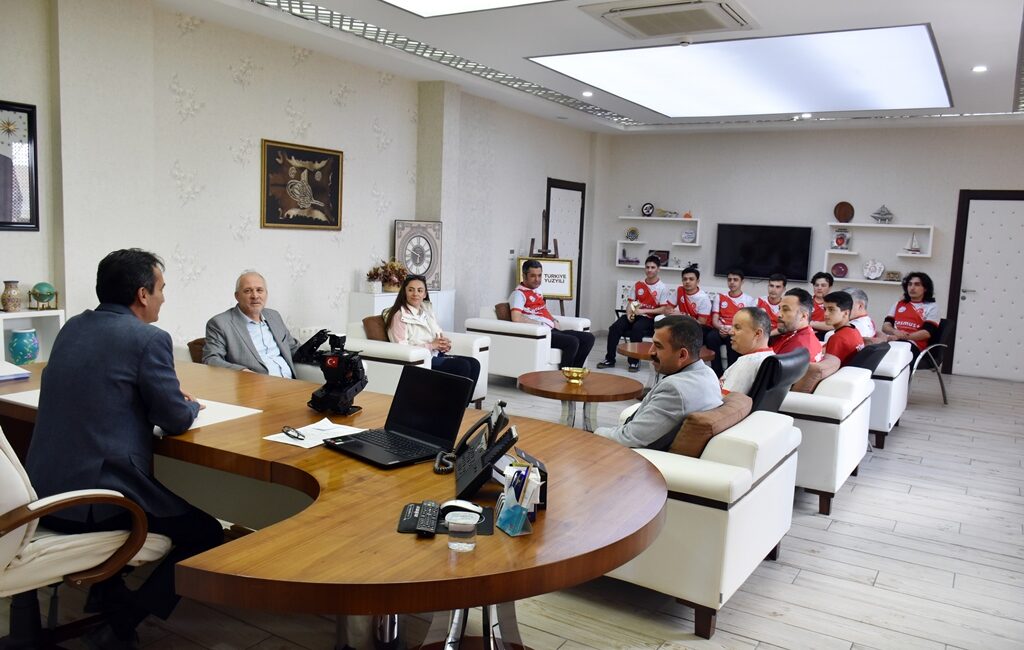 Karamanlı gençlerin, Yunanistan’da düzenlenen