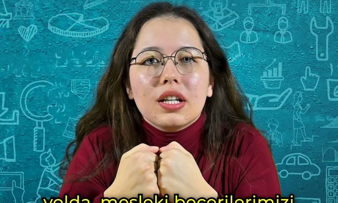 Karamanoğlu Mehmetbey Üniversitesi (KMÜ) öğrencileri,