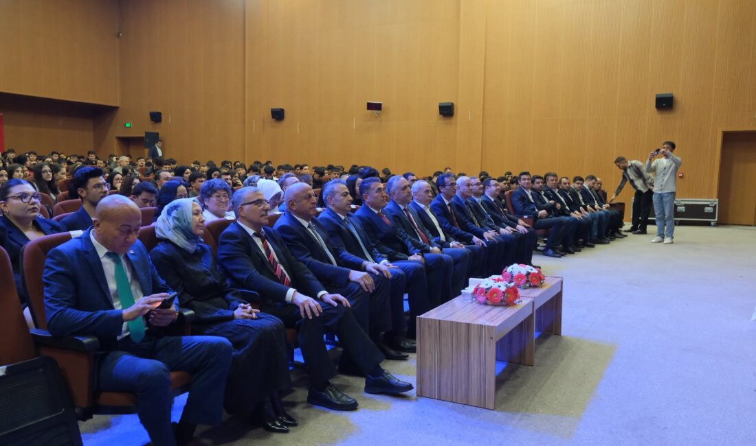 Karaman Valisi Hayrettin Çiçek,