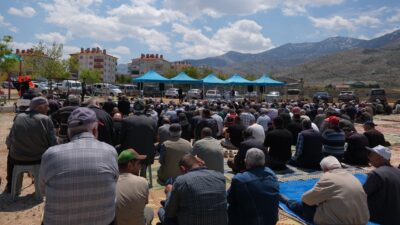 Karaman Valisi Hayrettin Çiçek, AK Parti Karaman Milletvekili Selman Oğuzhan