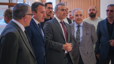 Karaman Valisi Hayrettin Çiçek, Ermenek ilçesinde bulunan Ahmet Keleşoğlu Kent