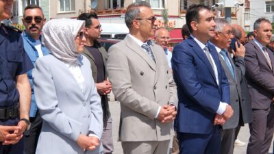 Karaman Valiliği’nin Twitter’daki paylaşımına göre, Karaman Valisi Hayrettin Çiçek ve