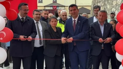 Ermenek’te Ardıçkaya İlk/Ortaokulu tarafından düzenlenen TÜBİTAK 4006 Bilim Fuarı’nın açılışı,