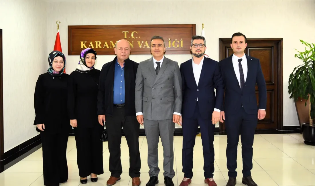 İçişleri Bakanı Mustafa Çiftçi’nin ağabeyi Mevlüt Çiftçi ile kızları Raziye