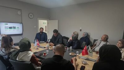 Yeşilay Karaman Şubesi, Şube İlişkileri Müdürünün katılımıyla bir toplantı gerçekleştirdi.