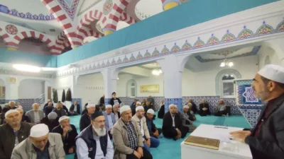 Karaman İl Müftülüğü tarafından düzenlenen ‘Şehirlerin Kalbi Camide Buluşalım’ programı,