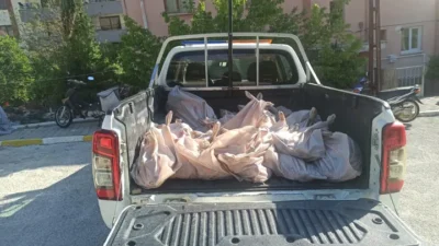 Ermenek Belediyesi, hayırsever vatandaşların kurban bağışlarını teslim aldığını duyurdu. Belediyeden