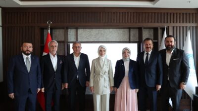 Aile ve Sosyal Hizmetler Bakanı Mahinur Özdemir Göktaş, Darülaceze’nin aylık