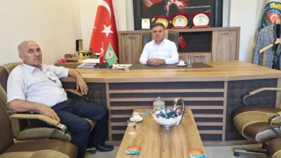 İdil Ziraat Odası Başkanı Ahmet Yağan, İdil Belediyesinin eski emektarlarından